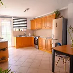 Appartement The Aura Vibrant Retreat Chalkís