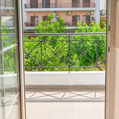 The Aura Vibrant Retreat Appartement Chalkís